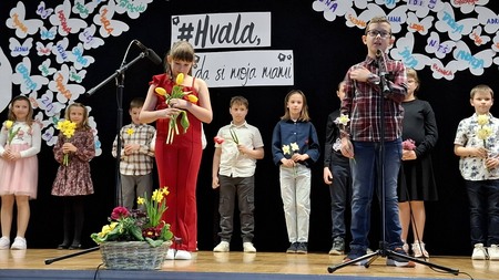 662289795_1242067254765723_6243534202826618724_n